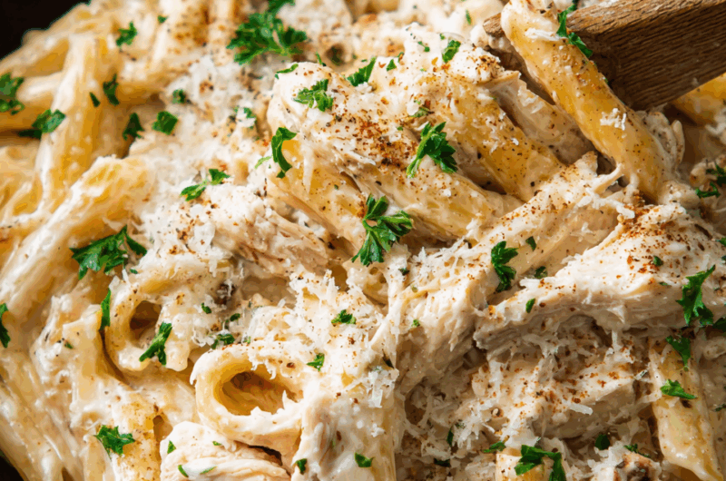 Slow Cooker Chicken Alfredo