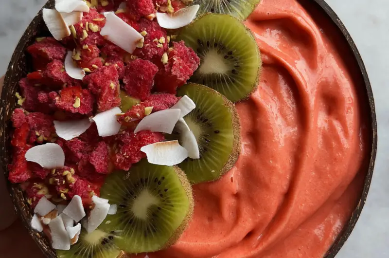 Tropical Smoothie Bowl
