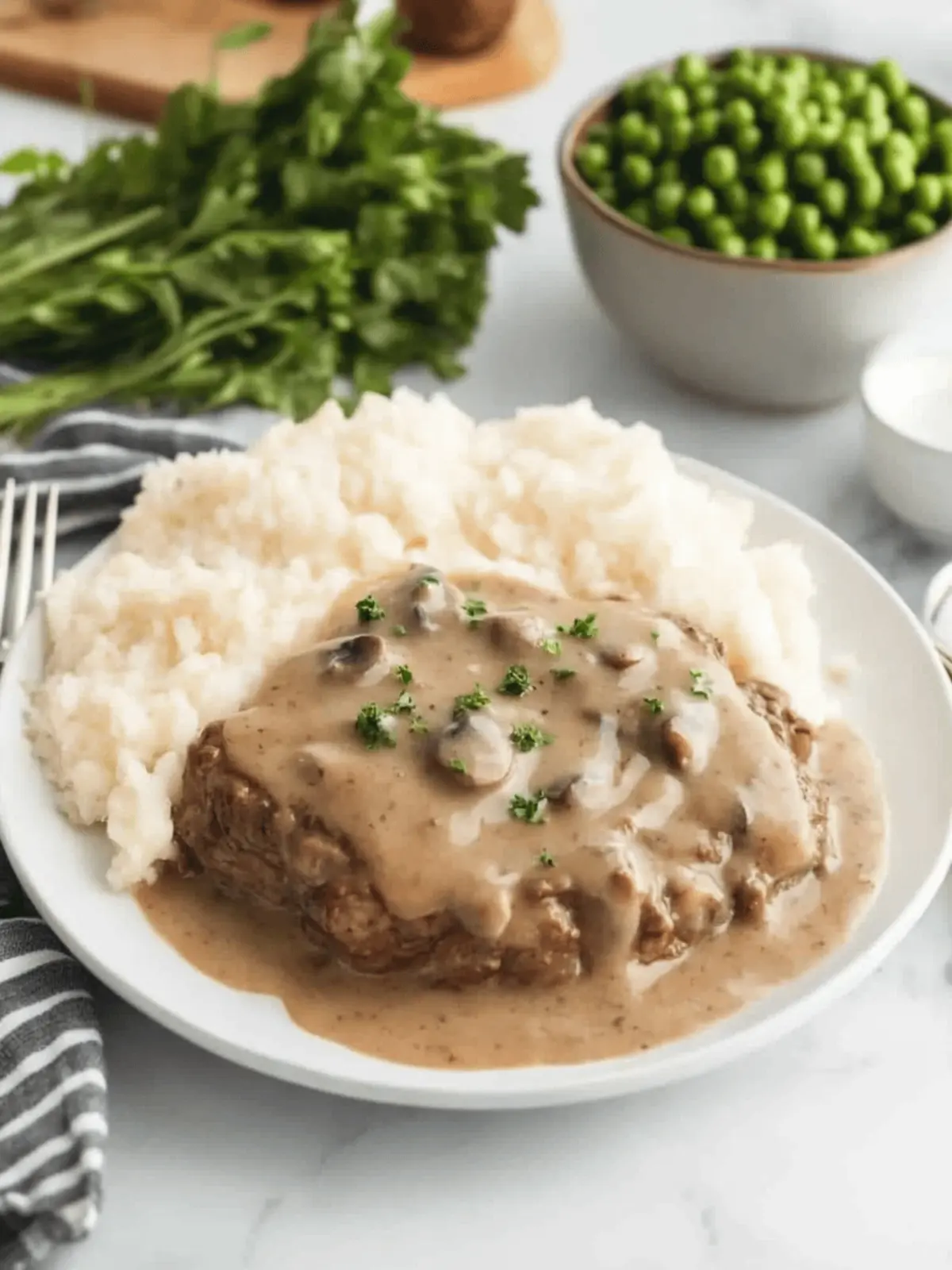 Crockpot Cube Steak with Mushroom Gravy
